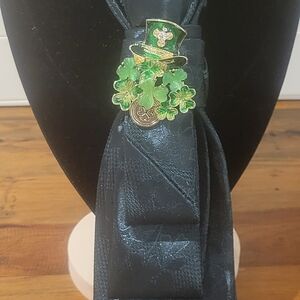 ALL TIED UP Fashionable Ties